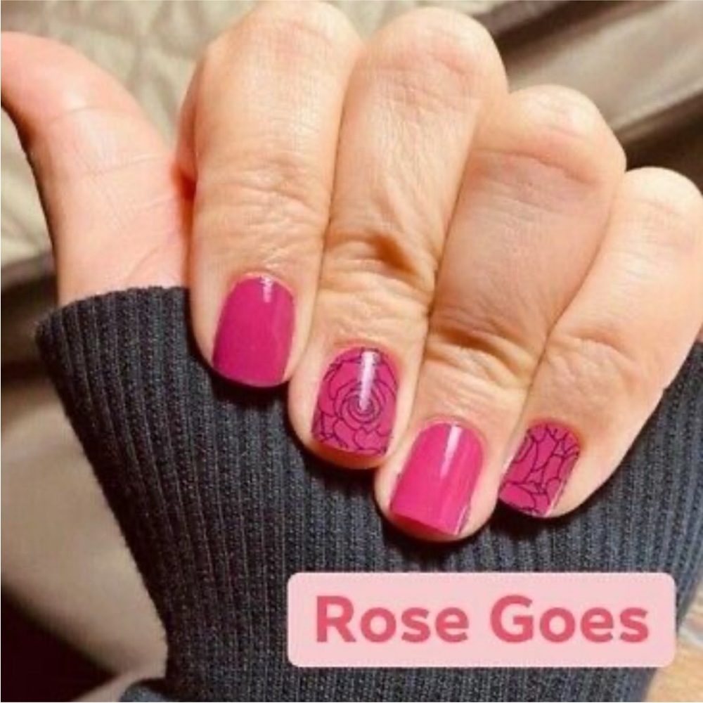 *Retired* Color Street: Rose Goes | Floral Pink Valentine’s Day Berry Fall - Picture 7 of 12